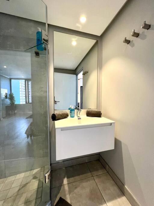 Skyline Views Stylish Studio With Pool, Parking No Load Shedding Cape Town Luaran gambar
